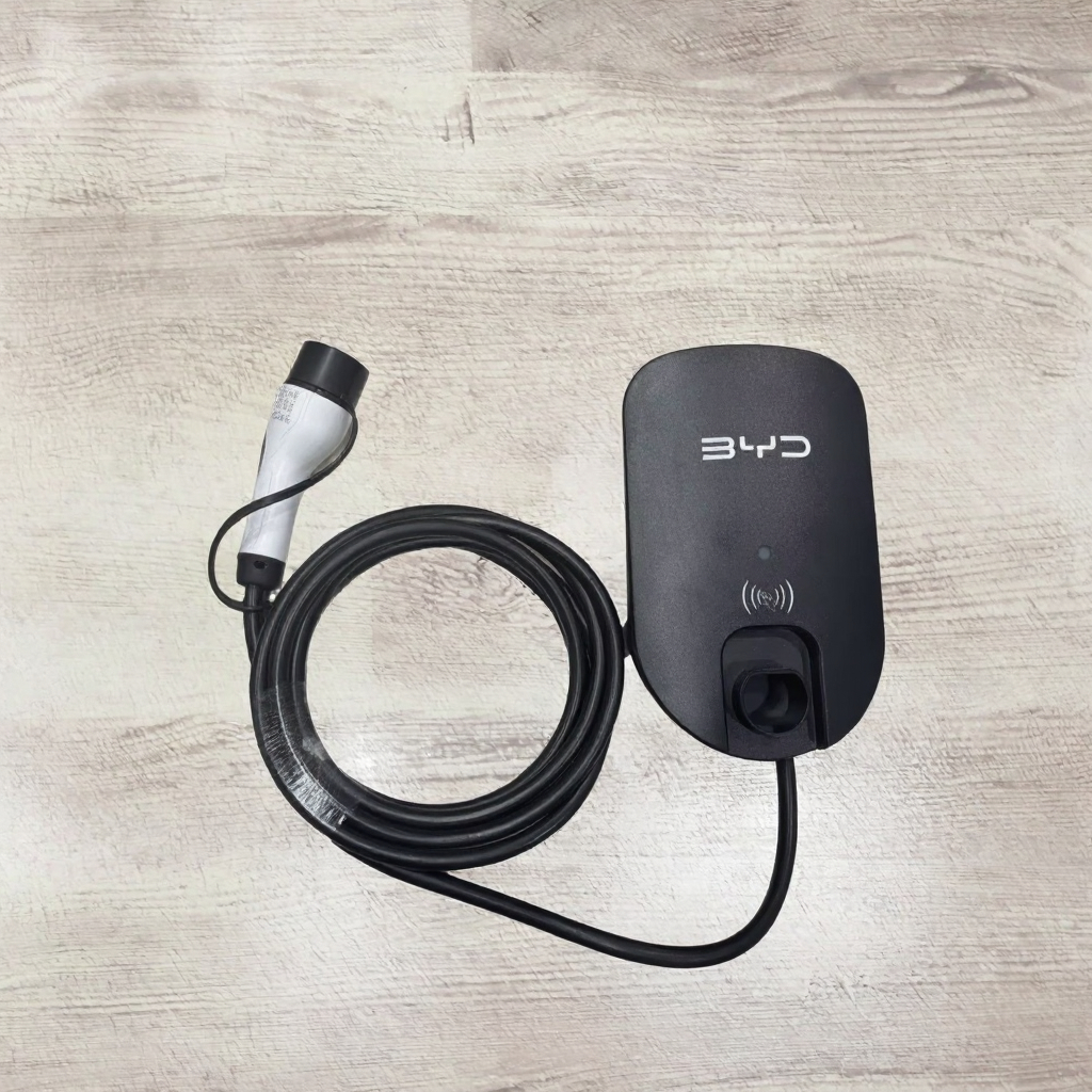2026BYD 7KW 32A GB  Interface  - مراجعة Ev Charger Wallbox وسعره
